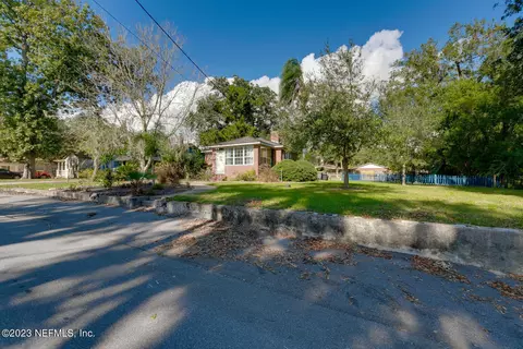125 W 66th St, Jacksonville, FL 32208