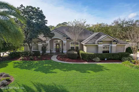 165 Edgewater Branch Dr, Saint Johns, FL 32259