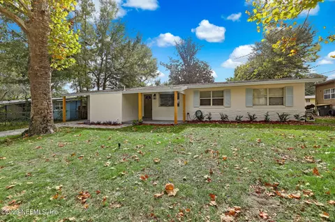 6816 Cinderella Rd, Jacksonville, FL 32210