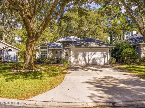 885 N Putters Green Way, Saint Johns, FL 32259