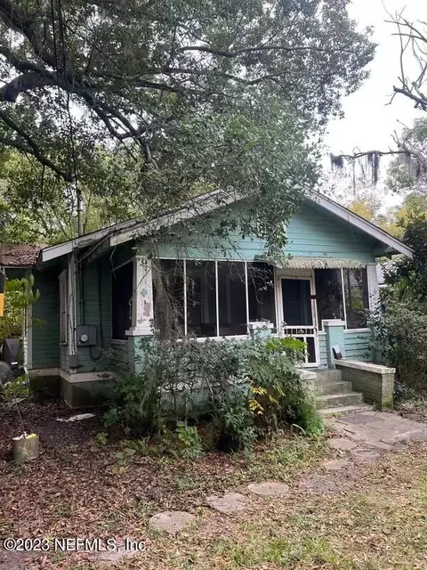 520 Long Branch Blvd, Jacksonville, FL 32206