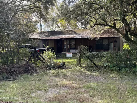 101 Peeples Ln, Palatka, FL 32177