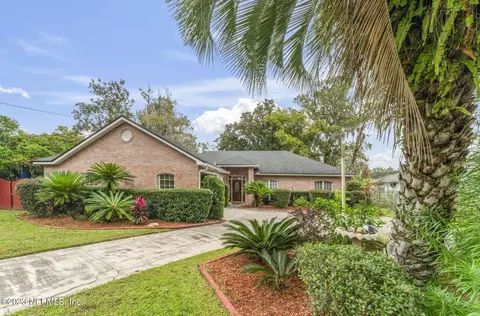 42 Harmony Hall Rd, Middleburg, FL 32068