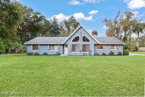 102 N Tuscawilla Rd, San Mateo, FL 32187