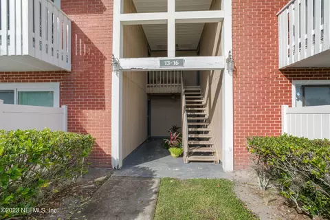 8880 Old Kings Rd S #16, Jacksonville, FL 32257