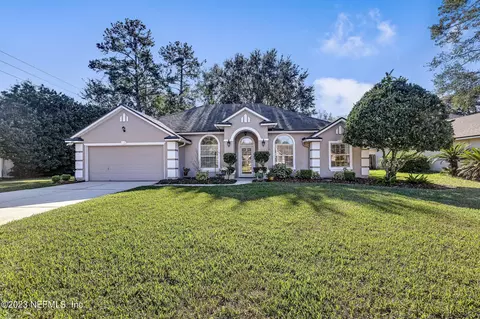 397 Maplewood Dr, Saint Johns, FL 32259