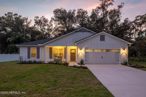 12870 Longview Dr E, Jacksonville, FL 32223