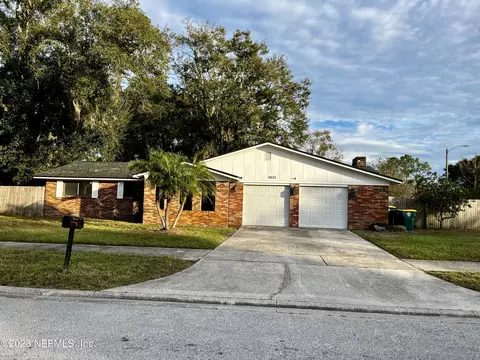 9933 Timberlake Dr, Jacksonville, FL 32257