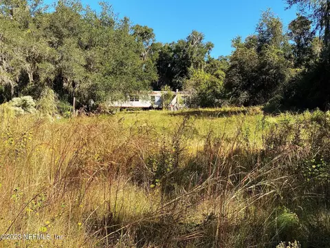 152 Ranchwood Rd, Crescent City, FL 32112