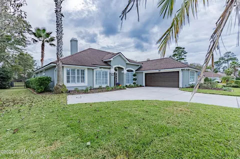 2227 Harbor Lake Dr, Fleming Island, FL 32003