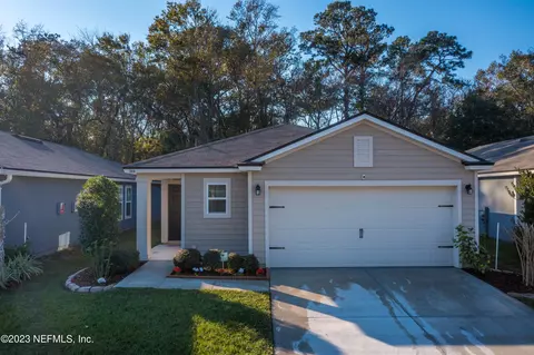 7838 Meadow Walk Ln, Jacksonville, FL 32256