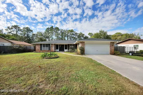 4756 Tara Woods Dr E, Jacksonville, FL 32210