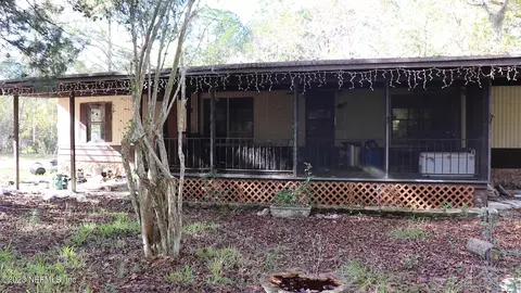 5910 Villanueva Dr, Keystone Heights, FL 32656
