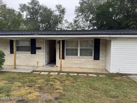 8033 Renault Dr, Jacksonville, FL 32244