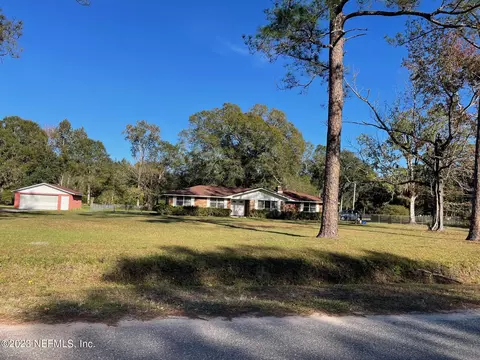 43030 Woodland Ln, Callahan, FL 32011