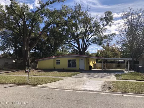 282 Blairmore Blvd E, Orange Park, FL 32073