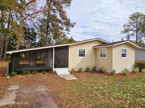 37207 Cypress Ln, Hilliard, FL 32046
