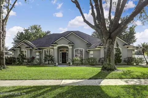 196 Ivy Lakes Dr, Saint Johns, FL 32259