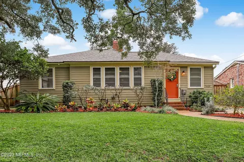 1620 Charon Rd, Jacksonville, FL 32205