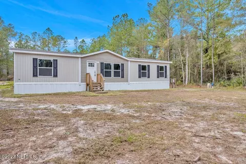 2946 Backwoods Dr, Middleburg, FL 32068