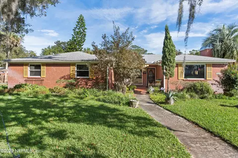 251 Noble Cir W, Jacksonville, FL 32211