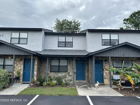 17 Ponte Vedra Ct #B, Ponte Vedra Beach, FL 32082