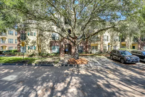 7800 Point Meadows Dr #1015, Jacksonville, FL 32256