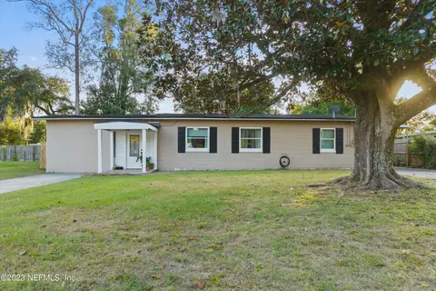 570 Sapelo Rd, Jacksonville, FL 32216