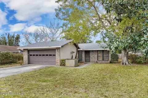 574 Nautical Blvd N, Atlantic Beach, FL 32233