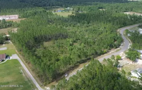 14067 Dunroven Dr, Bryceville, FL 32009