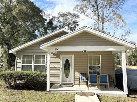 45121 Luther St, Callahan, FL 32011