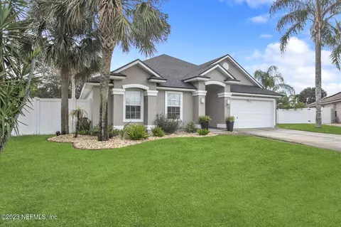 2137 Willesdon Dr E, Jacksonville, FL 32246