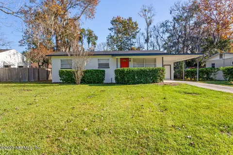 2735 Robinette Dr, Orange Park, FL 32073