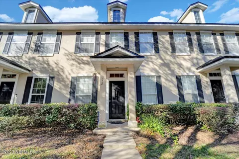 342 Pecan Grove Dr, Orange Park, FL 32073