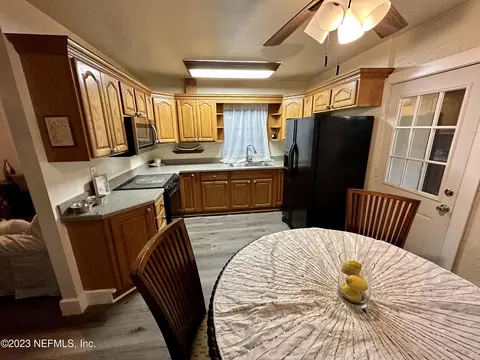1520 King Arthur Rd, Jacksonville, FL 32211