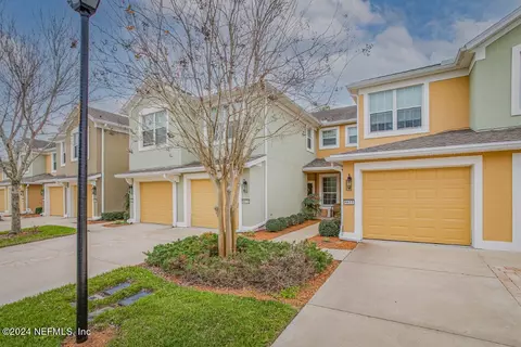 6624 Shaded Rock Ct, Jacksonville, FL 32258