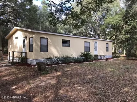 115 Shady Oak Dr, Satsuma, FL 32189