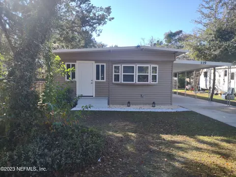 119 Salem St, Interlachen, FL 32148