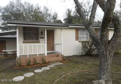 4275 Anson Dr, Jacksonville, FL 32246