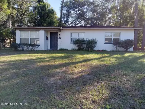 6120 Mercer Cir N, Jacksonville, FL 32217