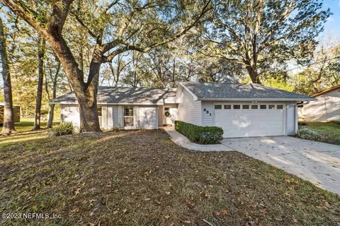 883 Hibernia Forest Dr, Fleming Island, FL 32003
