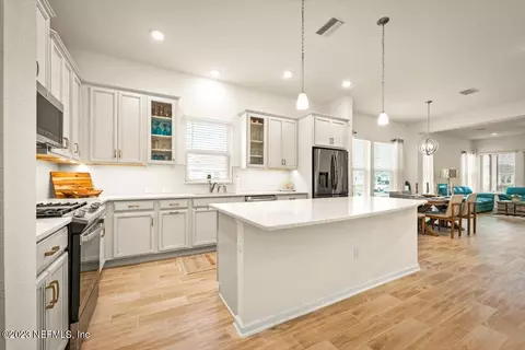66 Alston Dr, Saint Augustine, FL 32092