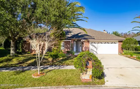4637 Trevor Creek Dr N, Jacksonville, FL 32257
