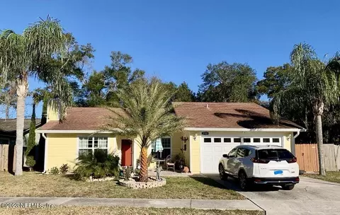 2126 Cypress Landing Dr, Jacksonville, FL 32233