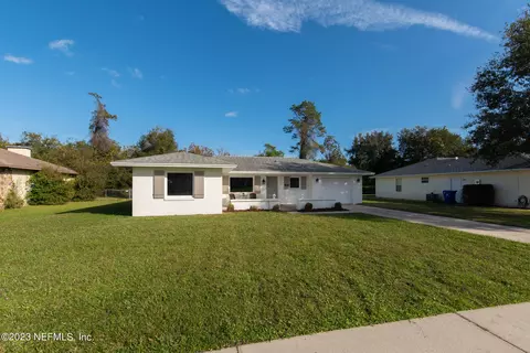 737 Medina Ave, Saint Augustine, FL 32086