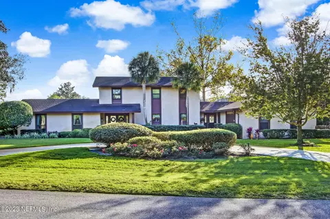 10378 Deerwood Club Rd, Jacksonville, FL 32256