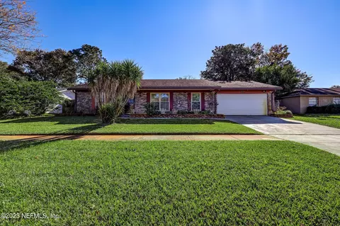 8188 Springtree Rd, Jacksonville, FL 32210