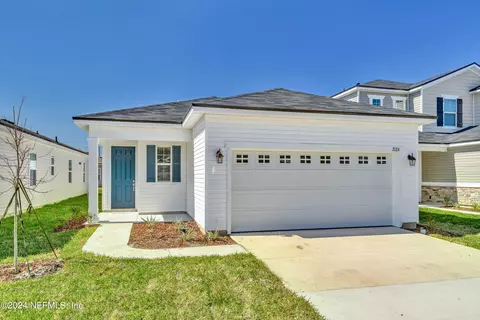 7124 Mahogany Run Dr, Jacksonville, FL 32244