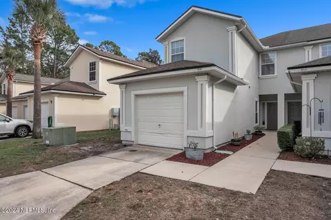 616 Southbranch Dr, Saint Johns, FL 32259
