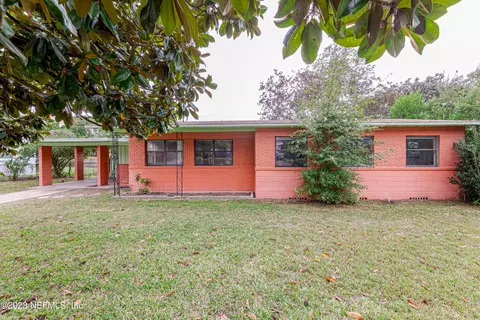 5432 Cresta Way, Jacksonville, FL 32211